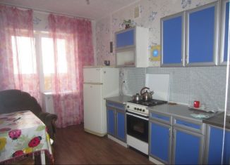 Однокомнатная квартира в аренду, 38 м2, Тольятти, улица Чапаева, 133