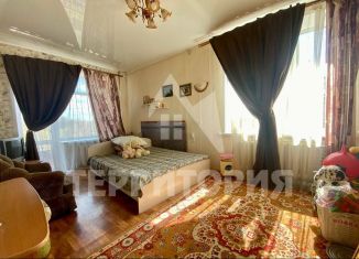 Продается 3-комнатная квартира, 74.7 м2, Кострома, Советская улица, 140, Центральный район