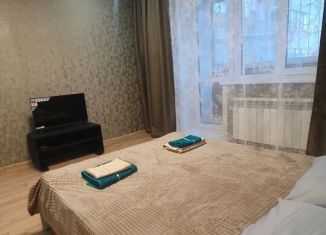 Сдам 2-комнатную квартиру, 63 м2, Улан-Удэ, проспект 50 лет Октября, 1