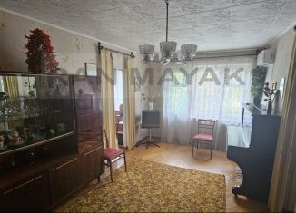 3-комнатная квартира на продажу, 55.1 м2, Майкоп, Пролетарская улица, 340