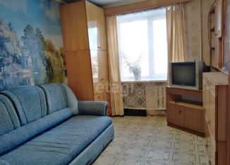Продаю трехкомнатную квартиру, 65 м2, Ульяновск, улица Варейкиса, 4, Железнодорожный район