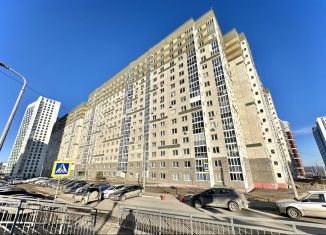 Продается 3-комнатная квартира, 83.4 м2, Республика Башкортостан, улица Рудольфа Нуреева, 14