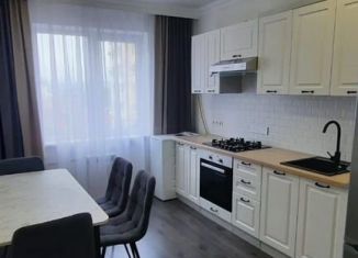 3-комнатная квартира в аренду, 68 м2, Геленджик, Полевая улица, 6