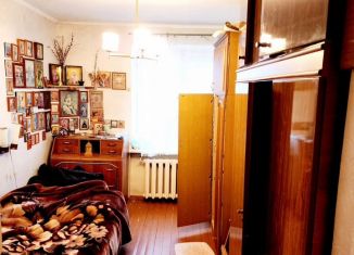 Продажа 3-ком. квартиры, 58.7 м2, Боровичи, Сушанская улица, 18