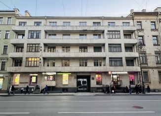 Сдам 3-комнатную квартиру, 66 м2, Санкт-Петербург, Каменноостровский проспект, 22, муниципальный округ Кронверкское