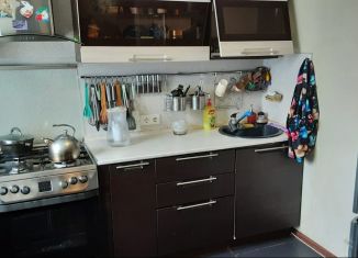 Продается трехкомнатная квартира, 65 м2, Псков, Рижский проспект, 89