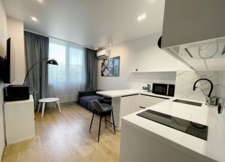 Продаю 2-ком. квартиру, 61.2 м2, Сочи, улица Яна Фабрициуса, 2/23М, микрорайон Яна Фабрициуса