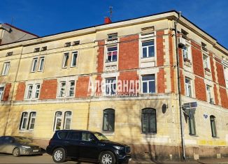 Продам 2-комнатную квартиру, 48 м2, Выборг, улица Южный Вал, 4