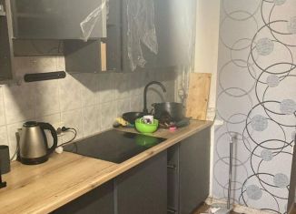 Продам 2-ком. квартиру, 57 м2, Кириши, проспект Ленина, 52