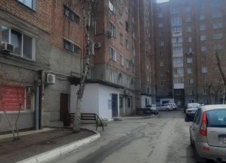 Продам 2-ком. квартиру, 48 м2, Абакан, улица Щетинкина, 59