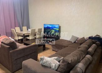 2-ком. квартира на продажу, 59.5 м2, Малоярославец, улица Медвежья Поляна, 1к2