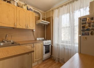 2-комнатная квартира на продажу, 44.3 м2, Колпино, Октябрьская улица, 45