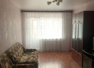 Сдаю 2-ком. квартиру, 57 м2, Дзержинск, улица Матросова, 30