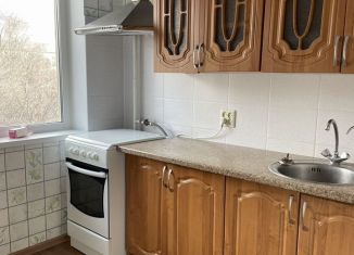 Аренда трехкомнатной квартиры, 61 м2, Магнитогорск, проспект Карла Маркса, 138/2