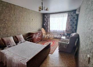 Продам трехкомнатную квартиру, 62.1 м2, Армянск, Железнодорожная улица, 4