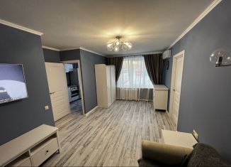 Сдаю в аренду 2-ком. квартиру, 50 м2, Москва, Стройковская улица, 17/1, метро Пролетарская