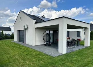 Продаю коттедж, 100 м2, Казань