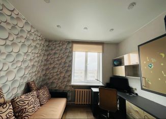 Продаю 2-комнатную квартиру, 50 м2, Псковская область, Октябрьский проспект, 29/45