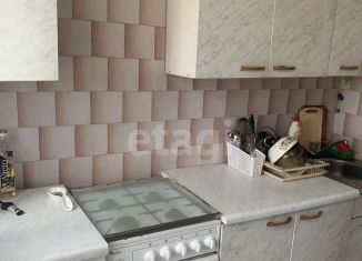 Продам 2-комнатную квартиру, 42.8 м2, Челябинск, улица Калмыкова, 6