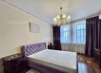 Сдаю в аренду 3-ком. квартиру, 122 м2, Санкт-Петербург, 8-я Советская улица, 37-39, муниципальный округ Смольнинское