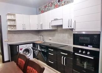 Сдается двухкомнатная квартира, 70 м2, Воронеж, улица Ворошилова, 1В, ЖК Пять звёзд