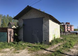 Продаю гараж, 30 м2, посёлок городского типа Торбеево