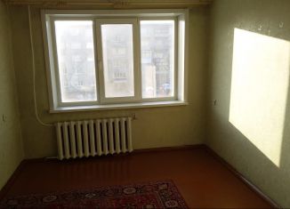 Трехкомнатная квартира в аренду, 60 м2, Камышлов, улица Куйбышева, 8