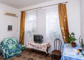 Продам 2-комнатную квартиру, 40 м2, Краснодар, улица Фрунзе, 90, улица Фрунзе