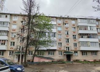 Продаю 1-ком. квартиру, 30 м2, Йошкар-Ола, улица Баумана, 18А, 9-й микрорайон