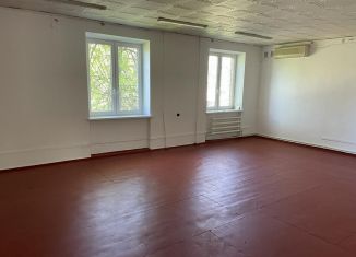 Продам торговую площадь, 104 м2, Шахты, улица Свободы, 1А