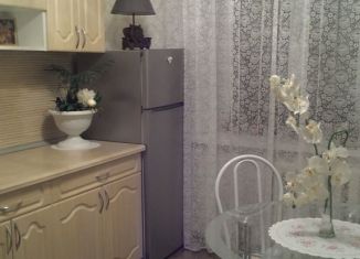 Сдам 1-ком. квартиру, 40 м2, Пермь, Холмогорская улица, 2Е, ЖК Авиатор