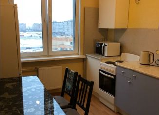 Сдается двухкомнатная квартира, 46 м2, Санкт-Петербург, Изборская улица, 3к2, метро Купчино