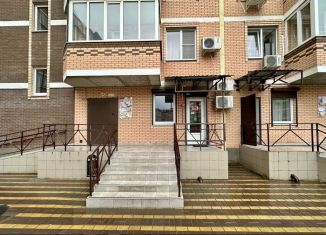 Продам торговую площадь, 23 м2, Ростов-на-Дону, бульвар Платова, 20/17, Железнодорожный район