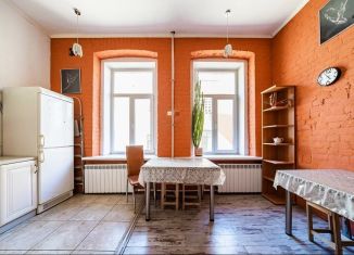 Продажа трехкомнатной квартиры, 90 м2, Санкт-Петербург, 3-я Советская улица, 18/6Б, 3-я Советская улица