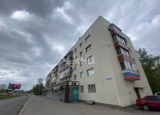 Продам двухкомнатную квартиру, 45 м2, Нижний Новгород, проспект Ленина, 25, метро Заречная