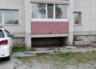 Продается однокомнатная квартира, 35.8 м2, Белогорск, улица 50 лет Комсомола, 119А
