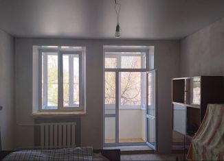 Продаю 3-ком. квартиру, 75.1 м2, Ишимбай, Советская улица, 69