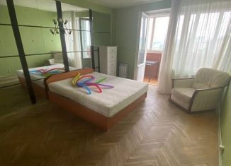 Сдам 1-ком. квартиру, 40 м2, Москва, Скаковая улица, 34к2, Скаковая улица