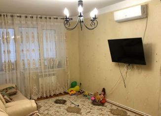 Продается 2-ком. квартира, 50 м2, город Кизилюрт, площадь Героев