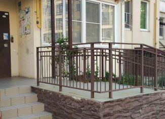 Продам 3-ком. квартиру, 70 м2, Геленджик, Дивноморская улица, 37к19, ЖК Столичный квартал