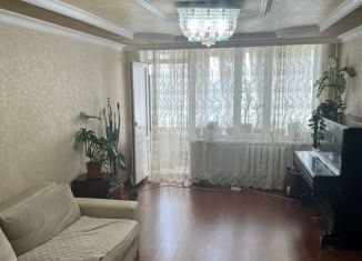 Сдаю 2-комнатную квартиру, 75 м2, Грозный, улица Абдурахмана Г. Авторханова