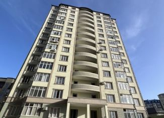 Продам трехкомнатную квартиру, 93 м2, Махачкала, улица Надира Абилова, 20В