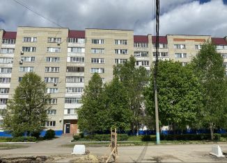Многокомнатная квартира в аренду, 66.7 м2, Кузнецк, улица Ленина, 165