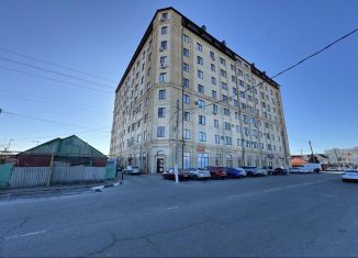 Продается 2-ком. квартира, 67 м2, Краснодарский край, улица Советской Армии, 80