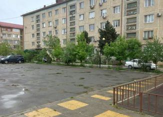 Продается 3-комнатная квартира, 54 м2, Дагестан, улица Ленина, 8