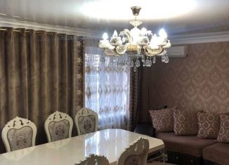 Продается четырехкомнатная квартира, 110 м2, Грозный, улица Чайковского, 24, 7-й микрорайон