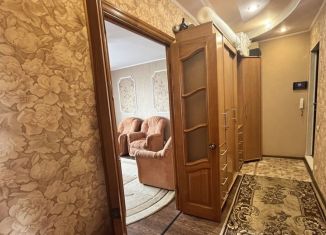 Продам 3-комнатную квартиру, 65.5 м2, Новокузнецк, улица Тольятти, 56