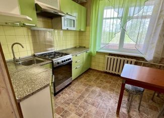 Продам 3-ком. квартиру, 70.8 м2, Смоленск, улица Попова, 48