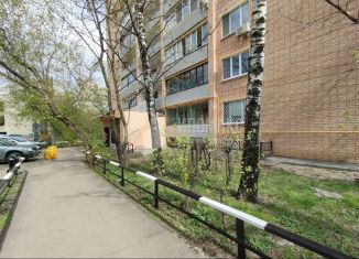 Продажа 2-комнатной квартиры, 53 м2, Москва, район Кунцево, Молодогвардейская улица, 50