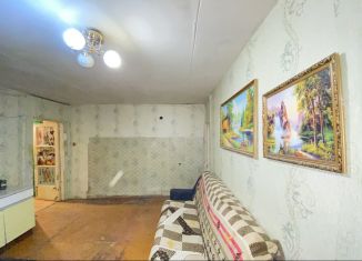 Двухкомнатная квартира на продажу, 42.8 м2, Московская область, рабочий посёлок Калининец, 13